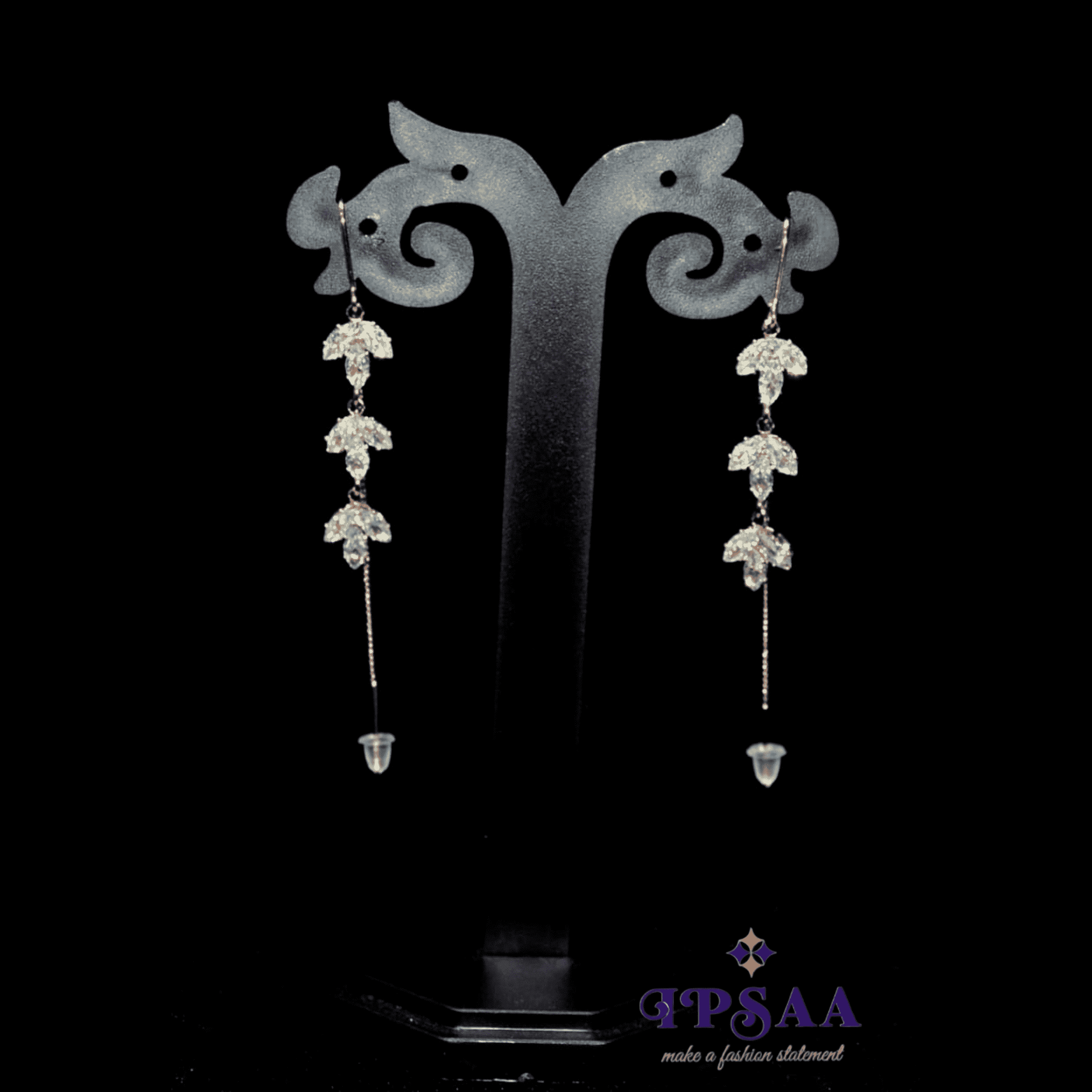 Minima's Korean earring