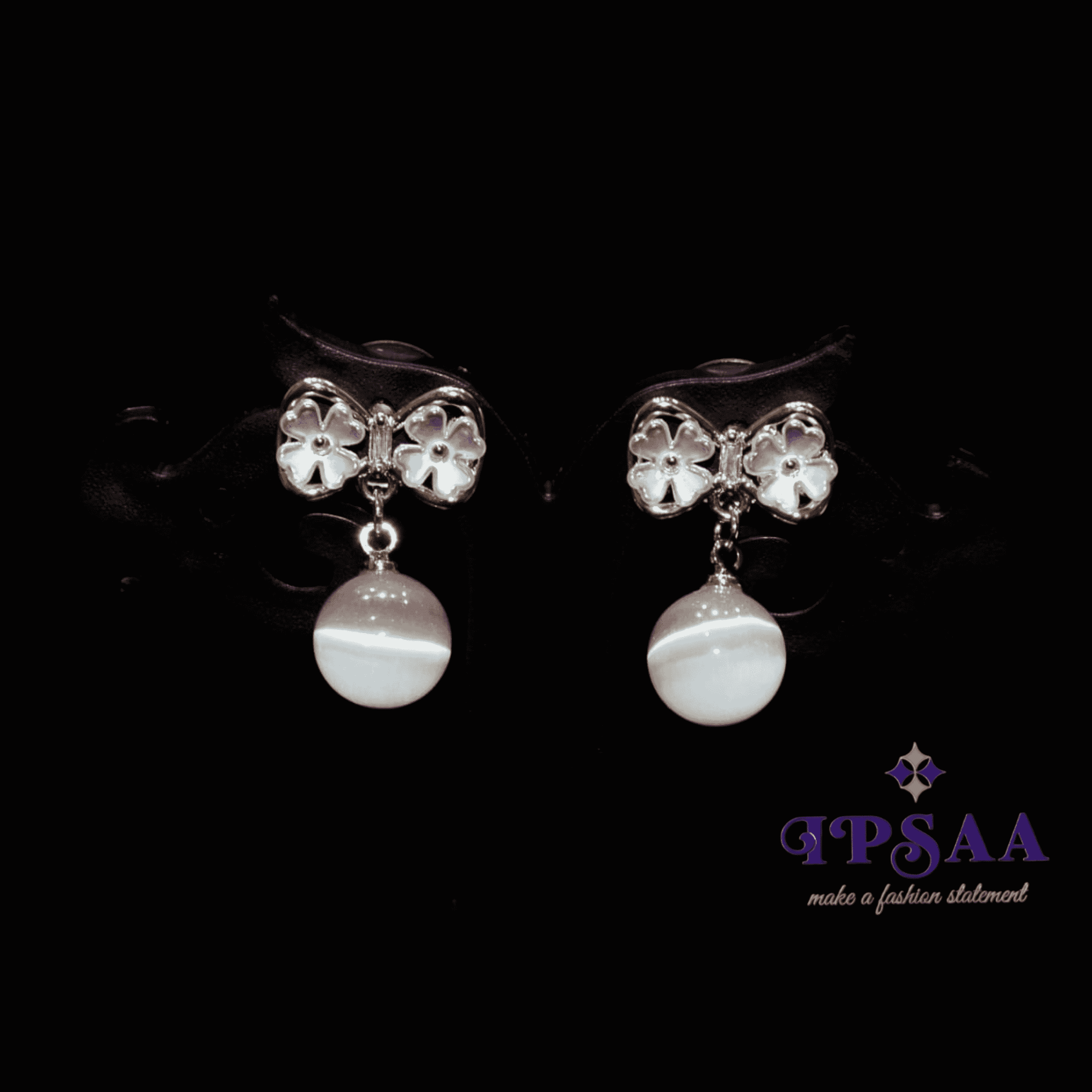 Minima's Korean earring