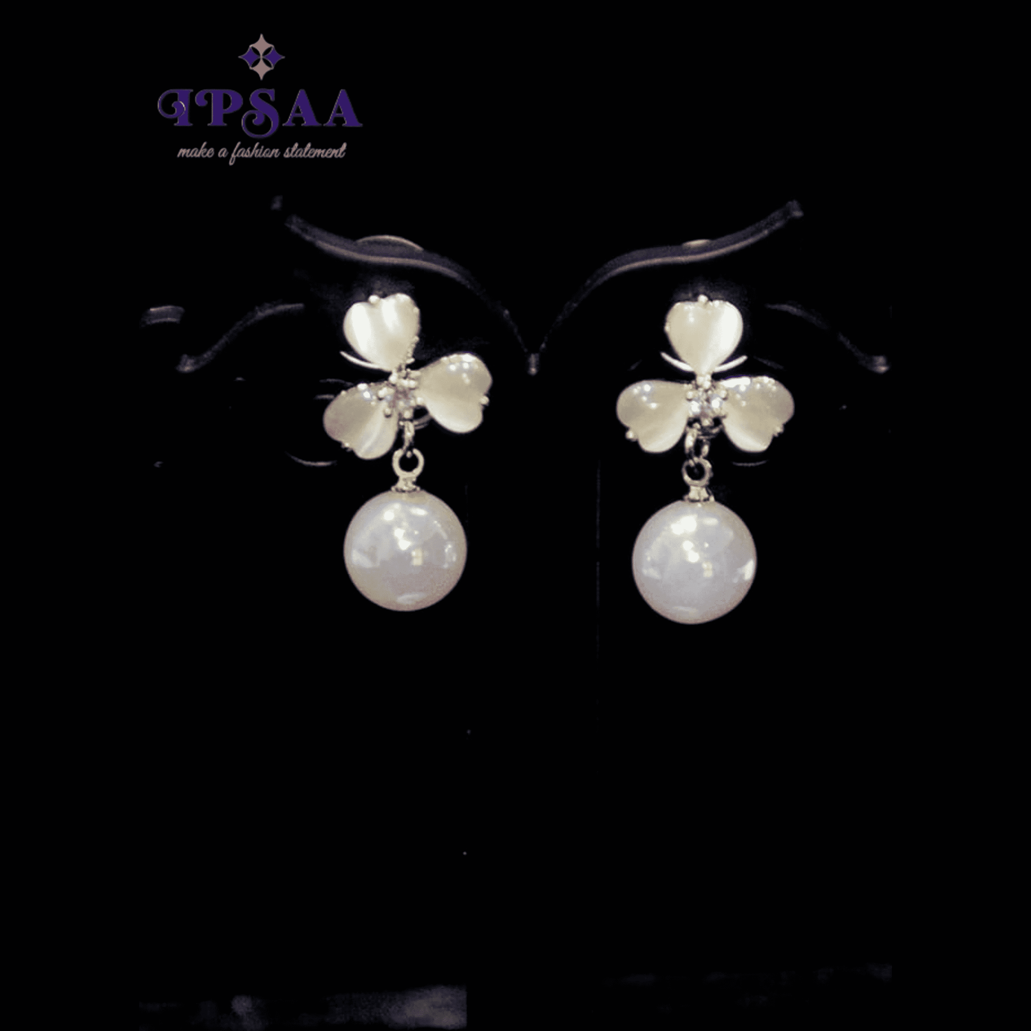 Minima's Korean earring
