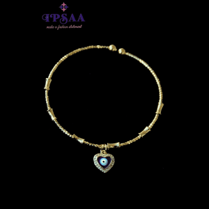 Sweet and trendy! This necklace is cast in silver-tone metal with a heart pendant